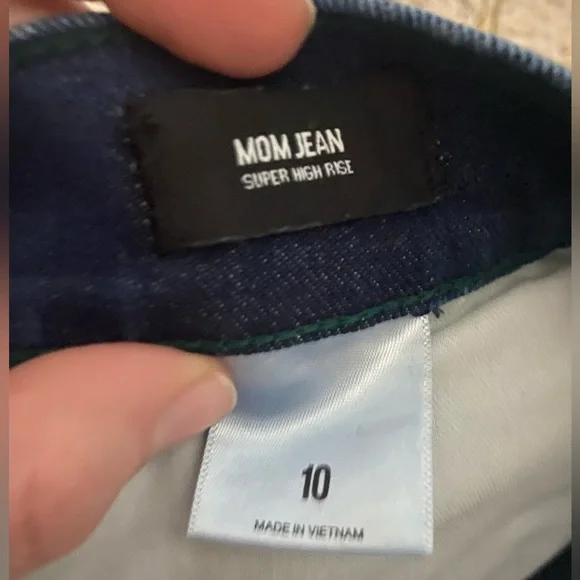 Express High Rise Ripped Jeans - Picture 6 of 6